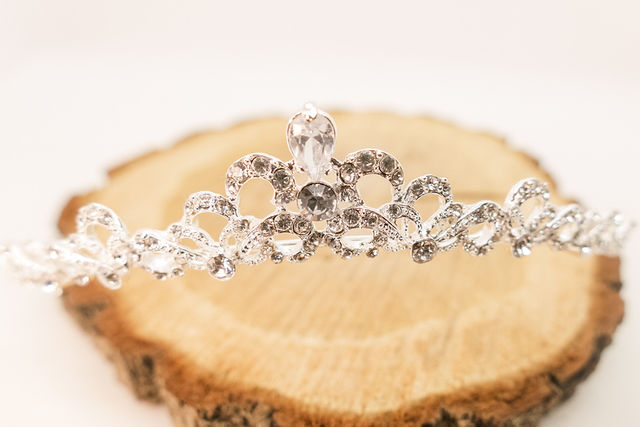 Diadem mit Glitzersteinchen – Bild 4